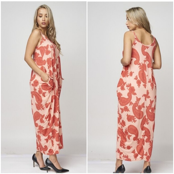Plus Size Paisley Print Maxi with pockets - Picture 2 of 4